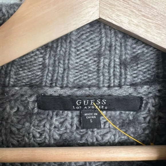 Guess gray sweater size small cowl neck knit - Picture 6 of 9
